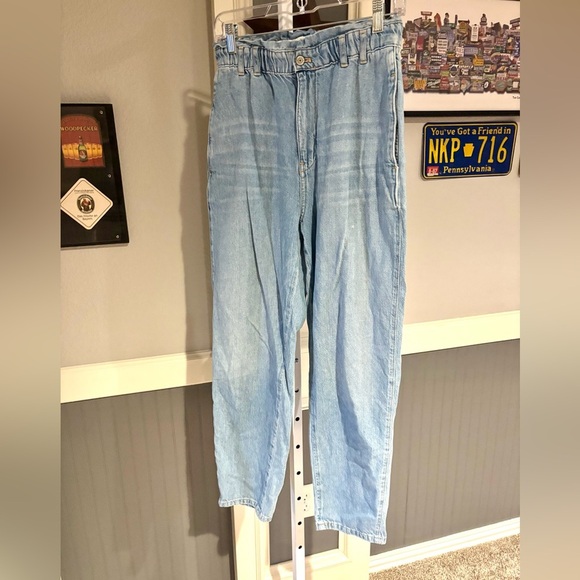 {Pilcro} Anthropologie Paperbag Waist Boyfriend Jeans, Size 27 - Picture 2 of 6